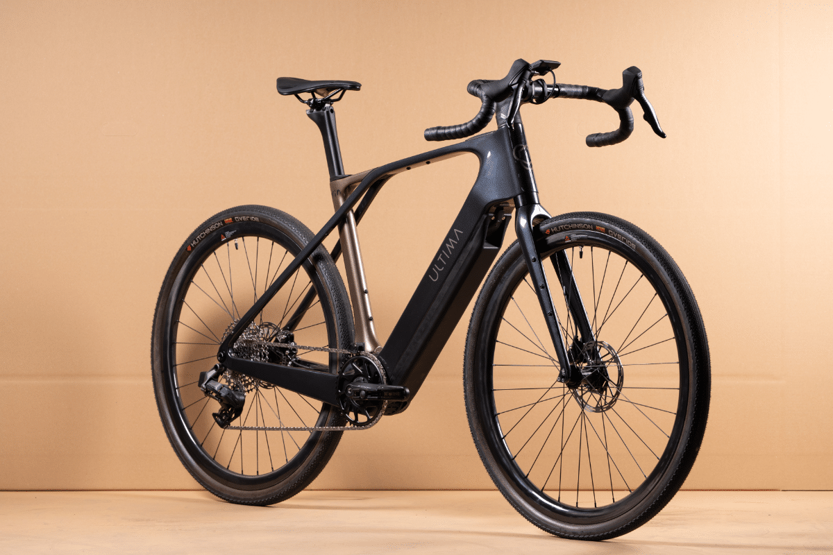Vue d'un gravel électrique d'Ultima Mobility : fabricant français de vélos électriques